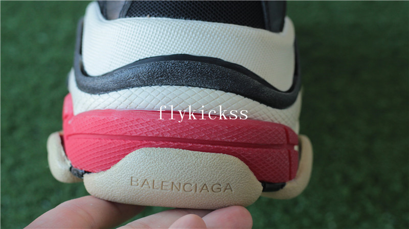 Balenciaga 2017 Fall Winter Washed Old Show Sneaker Black Red